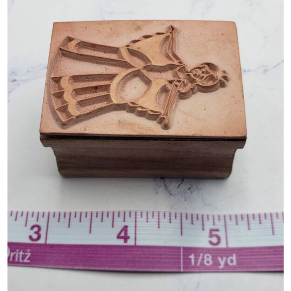 Princess Queen in Ball Gown with Crown Tiara Wood Mounted Rubber Stamp - Picture 7 of 7